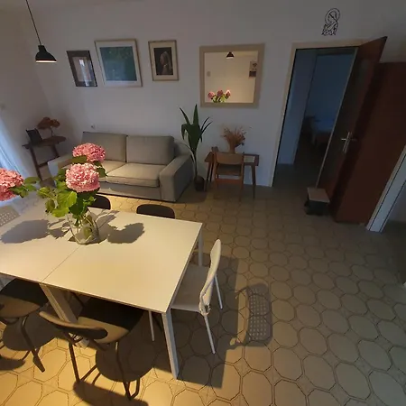 Apartment Laura