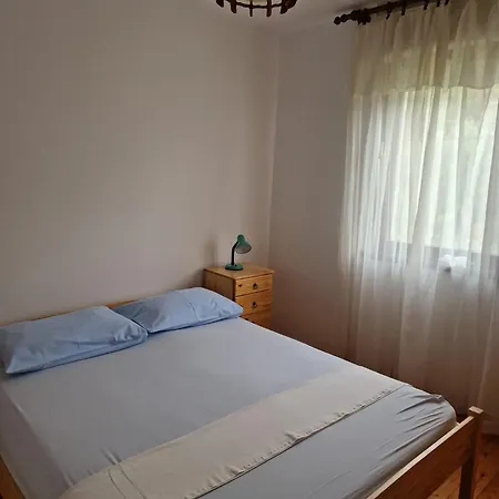 Laura Apartment Tisno