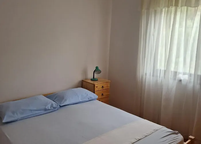 Laura Apartman Tisno